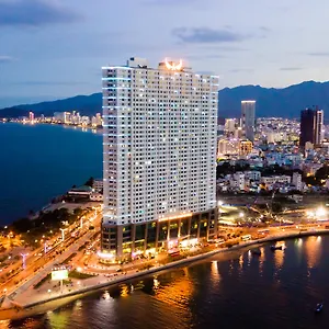 5* Отель Muong Thanh Luxury Khanh Hoa
